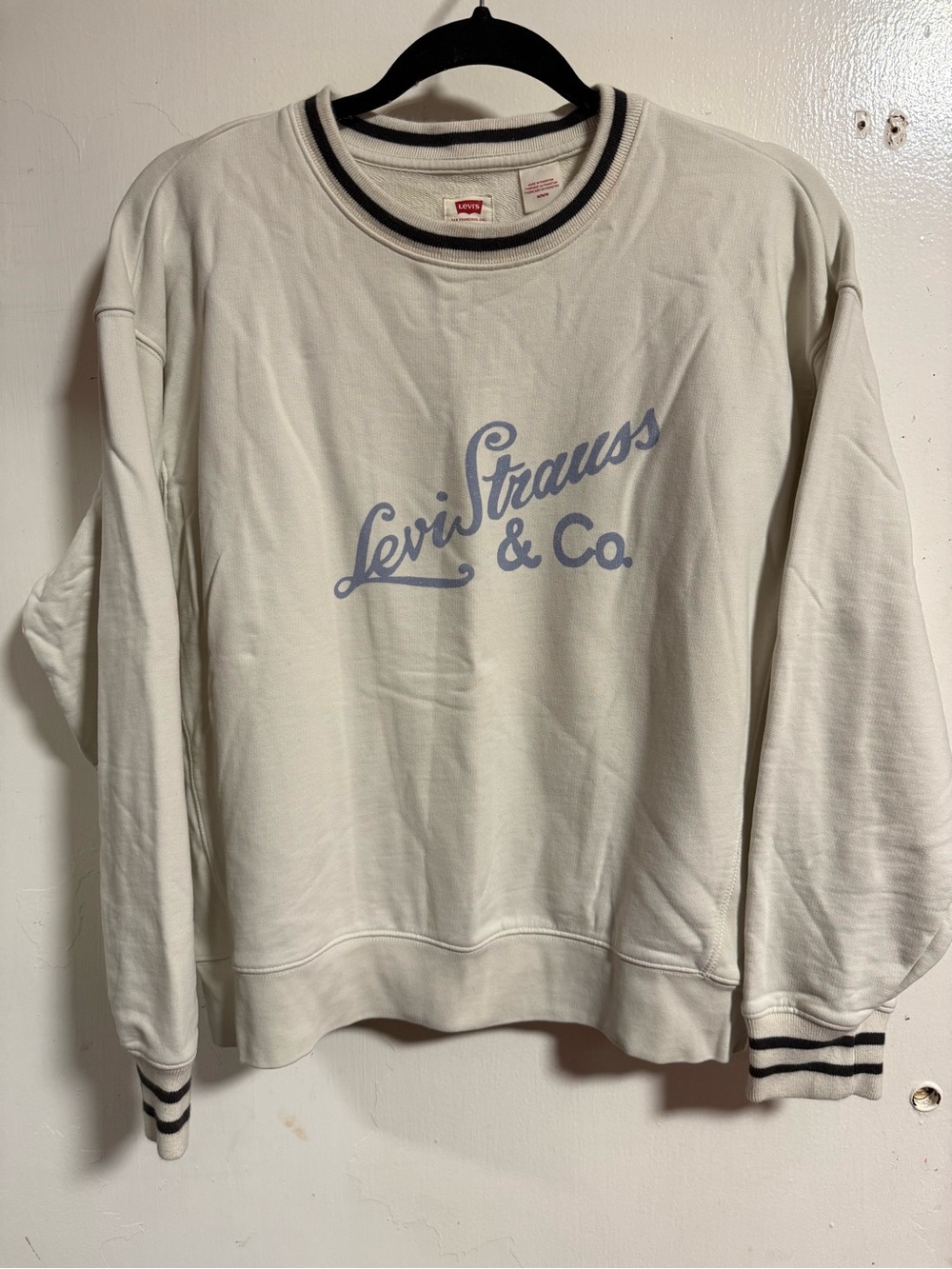 Levi's Cream Crewneck Sweater with Navy Logo